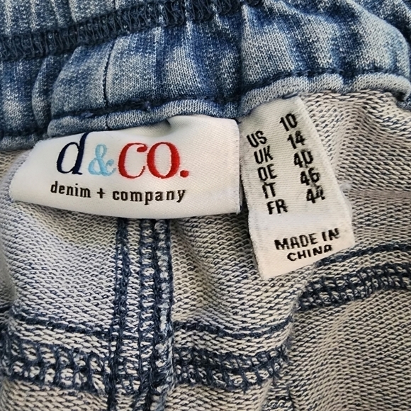 DENIM & CO. SET OF 2 COMFY KNIT SLIM LEG JEANS WITH BLING BUTTONS - Picture 7 of 13